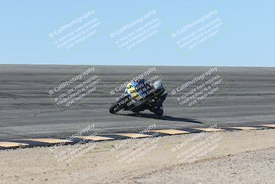 media/Oct-13-2025-Moto Forza (Mon) [[a66d839500]]/3-B Group/Session 2 (Bowl)/